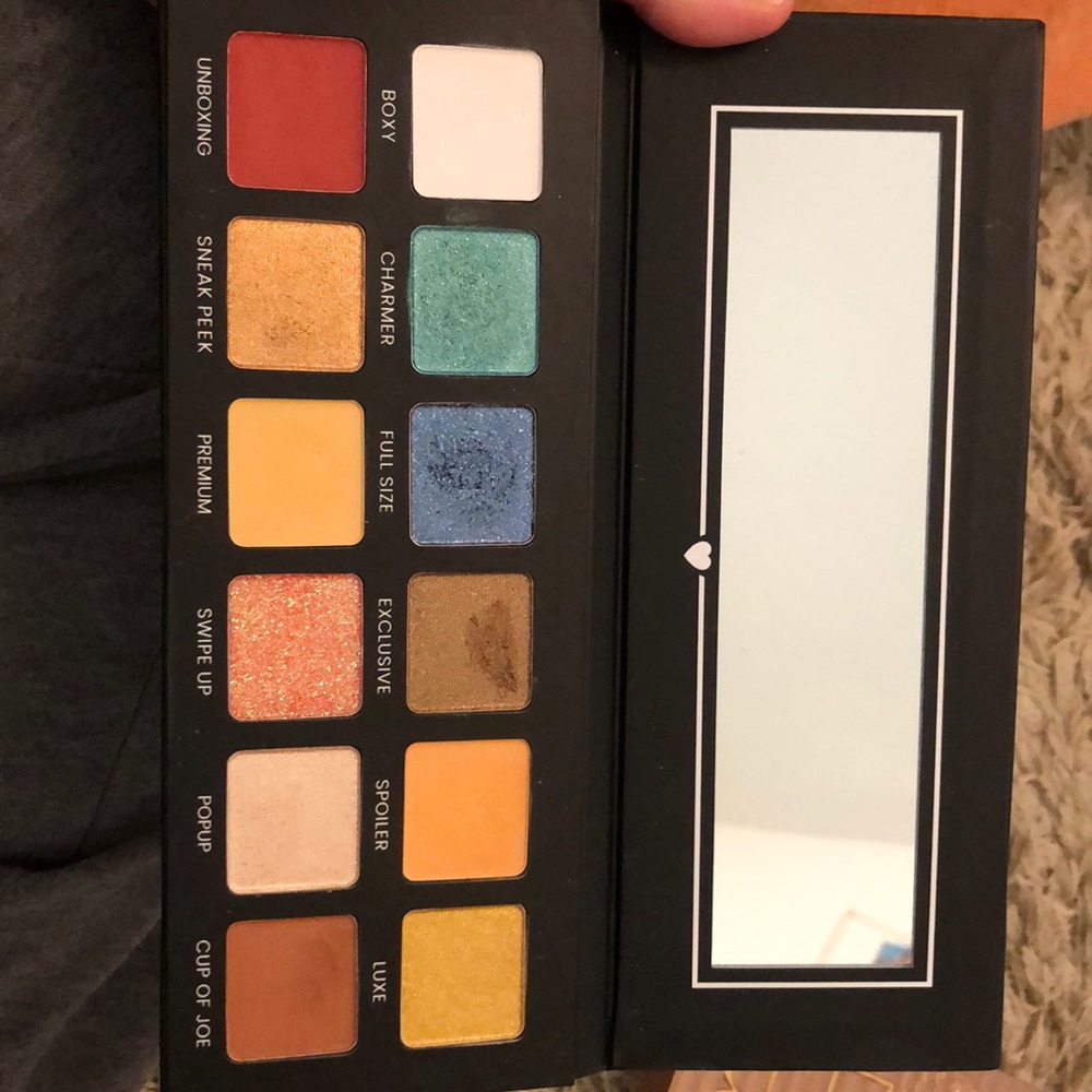 Boxy Charm palette